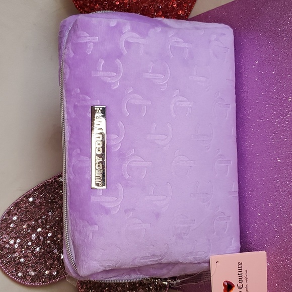 🎉HP🎉Juicy Couture 💜NWT💜 Lavender Purple Velour Cosmetic Bag!💜💜💜 - Picture 5 of 13